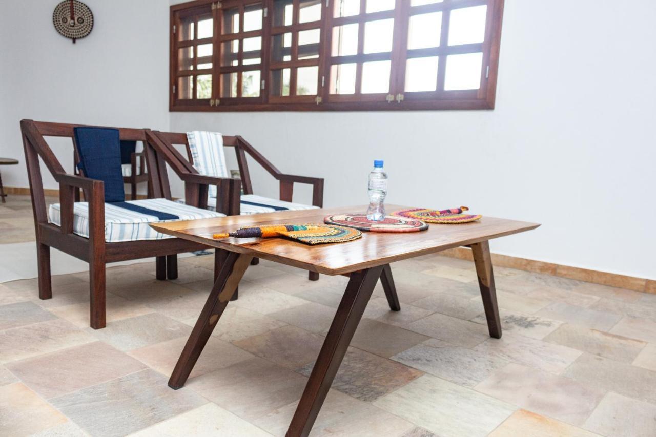 Hotel Otsunami Lomé Zewnętrze zdjęcie