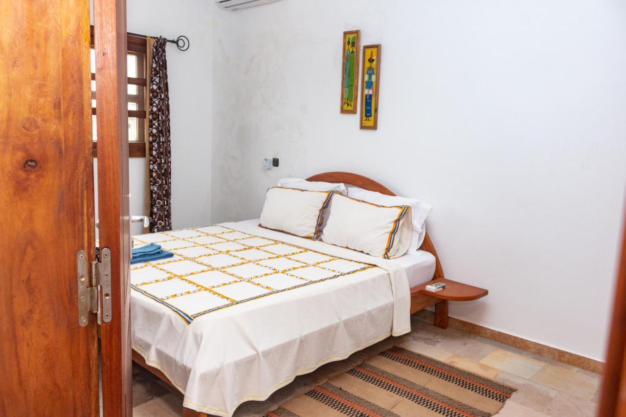 Hotel Otsunami Lomé Zewnętrze zdjęcie
